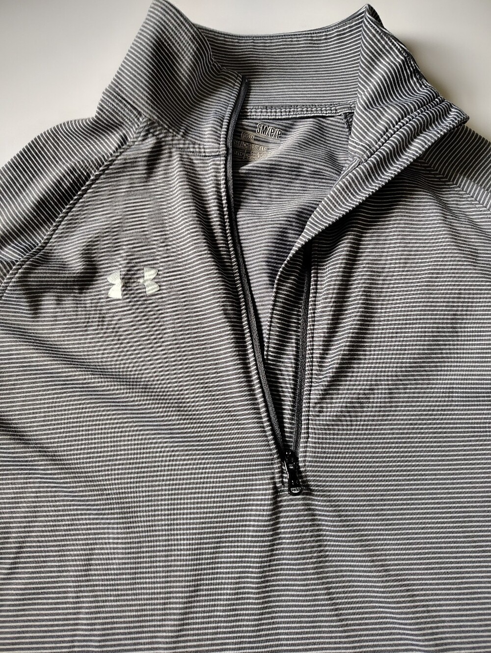 Women's Under Armour Pull Over Jacket Size Small